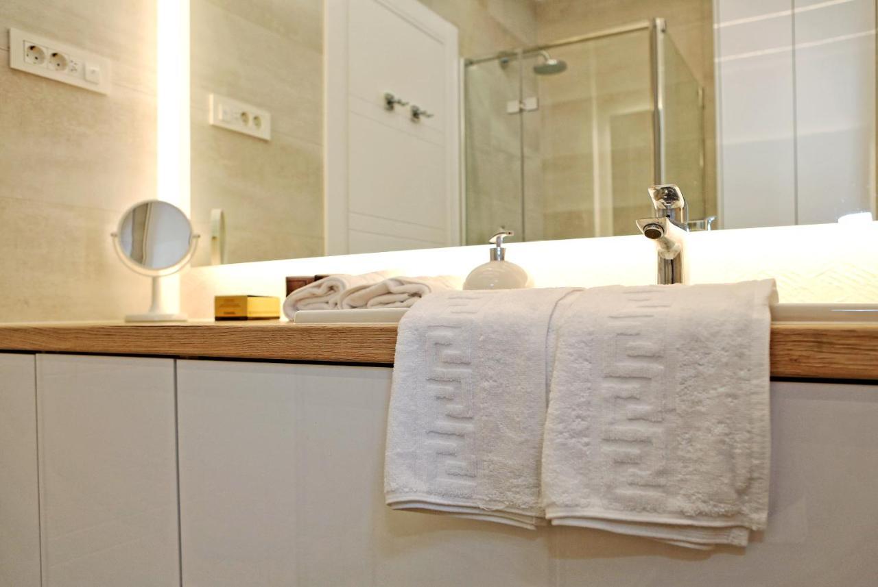 Envy Apartment *